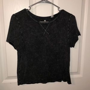 grey cropped t shirt SIZE S